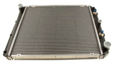 Kühler für Volvo 240, 260, 740, 940, Automatik