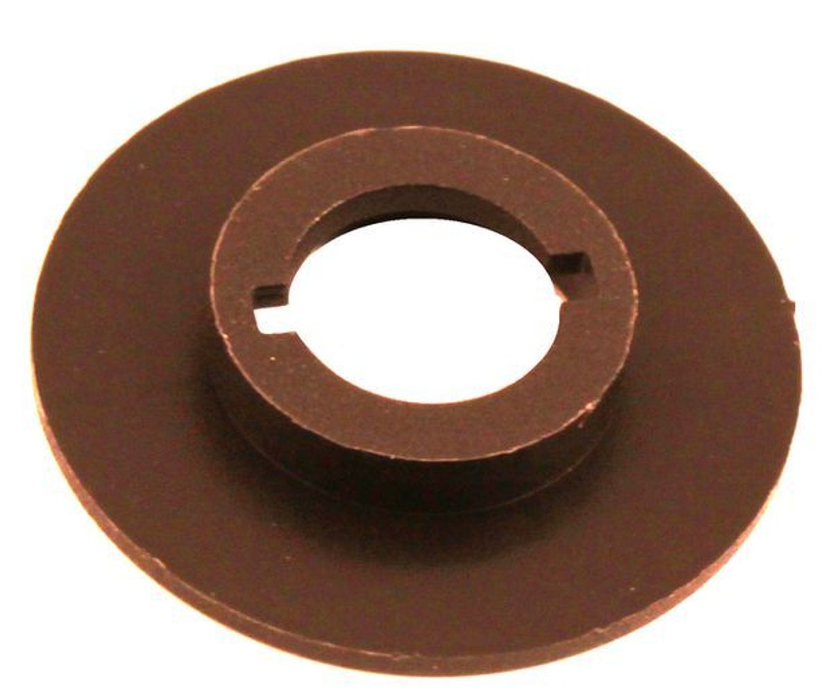 Reserveradhalterung für Volvo 240, 245, 260, 740, 760, 780, 940, 960, S90, V90 — bild 1 av 2