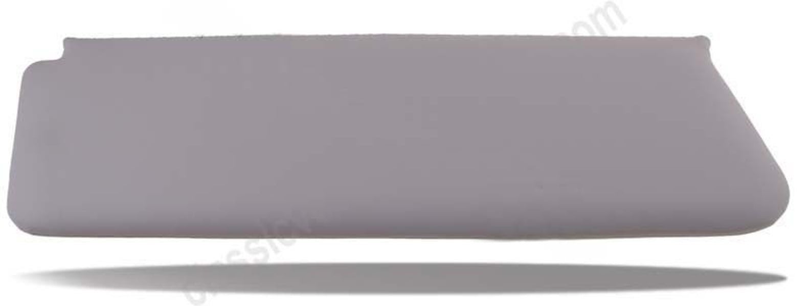 Sonnenblende rechts perforiert