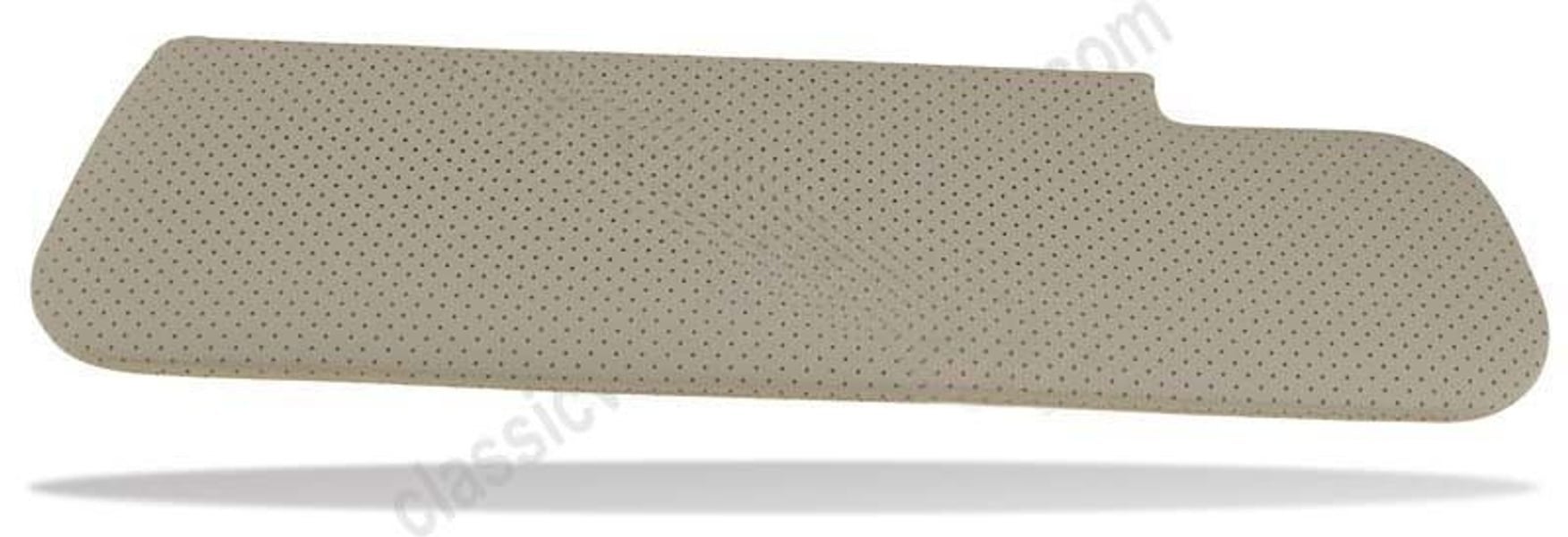 Sonnenblende rechts perforiert