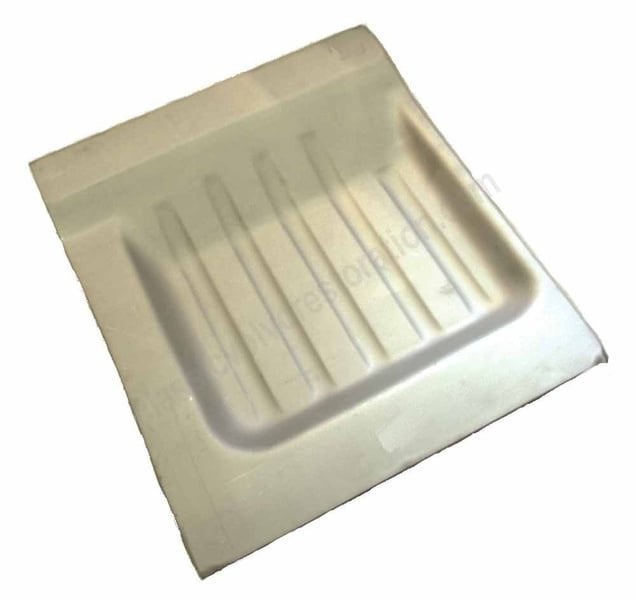 Bodenblech rechts hinten (gepr.)